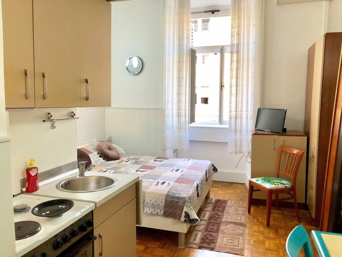 Апартаменты Studio & Free Parking, Aircool, Fresh Bedding Ловран Экстерьер фото